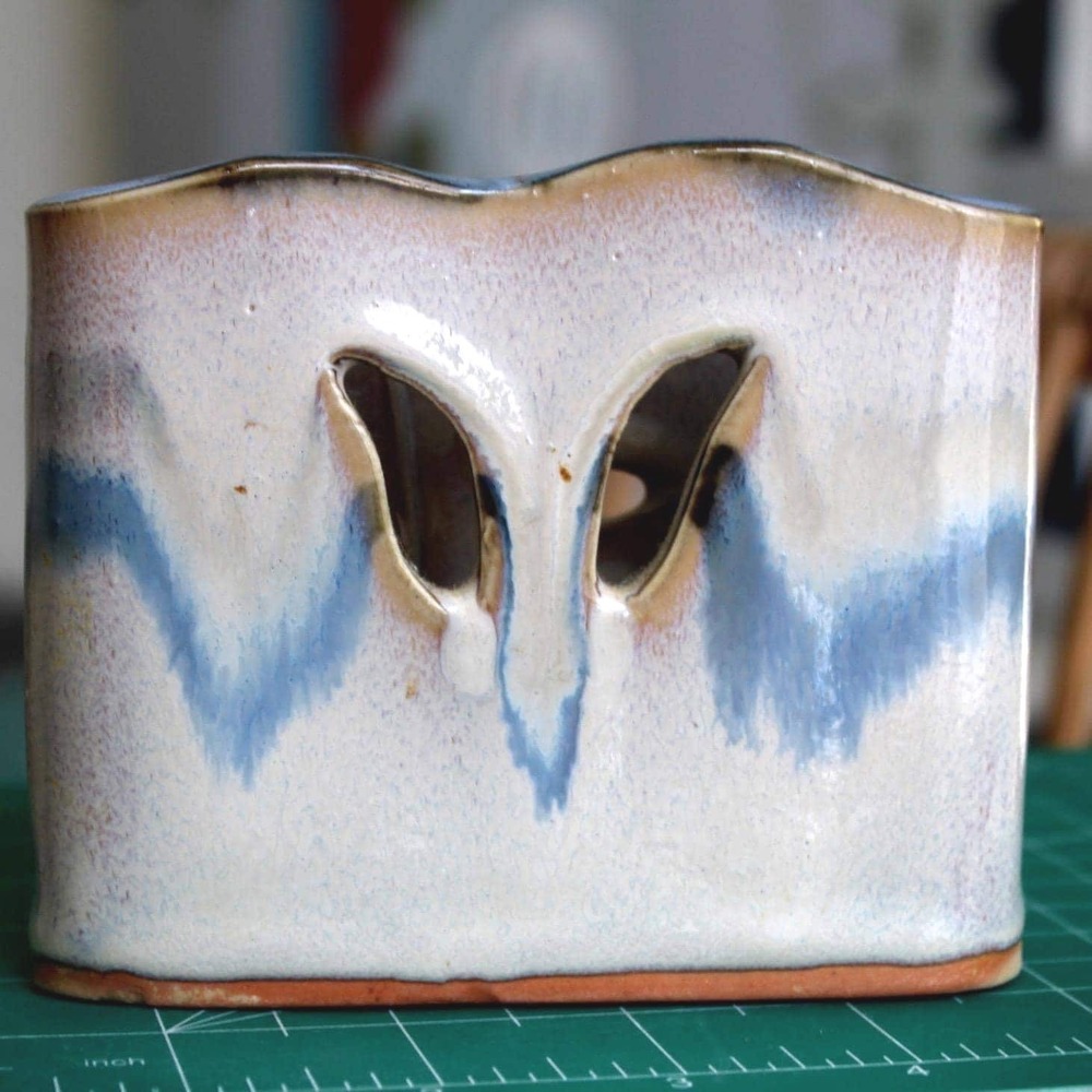 Bay Signed Studio Pottery Ikebana Blue Cream Pen & Paper Notes Holder - Picture 2 of 7